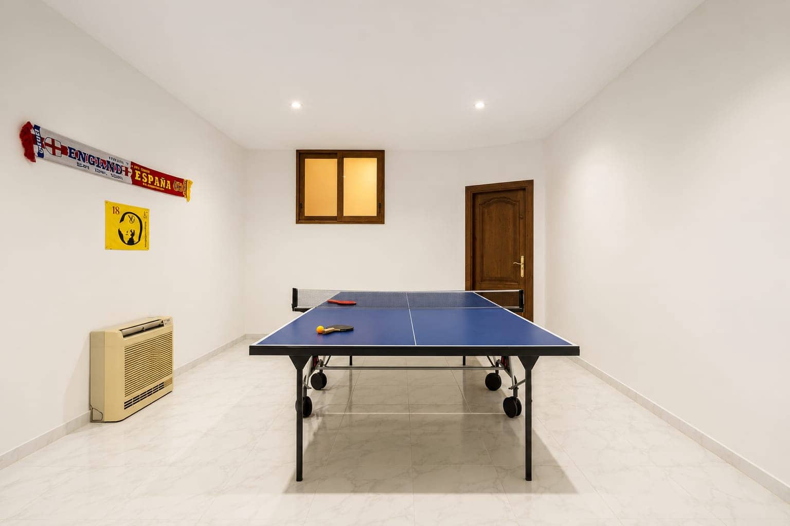4 bedroom Villa for sale in La Manga Club - € 540,000 (Ref: 9208085)