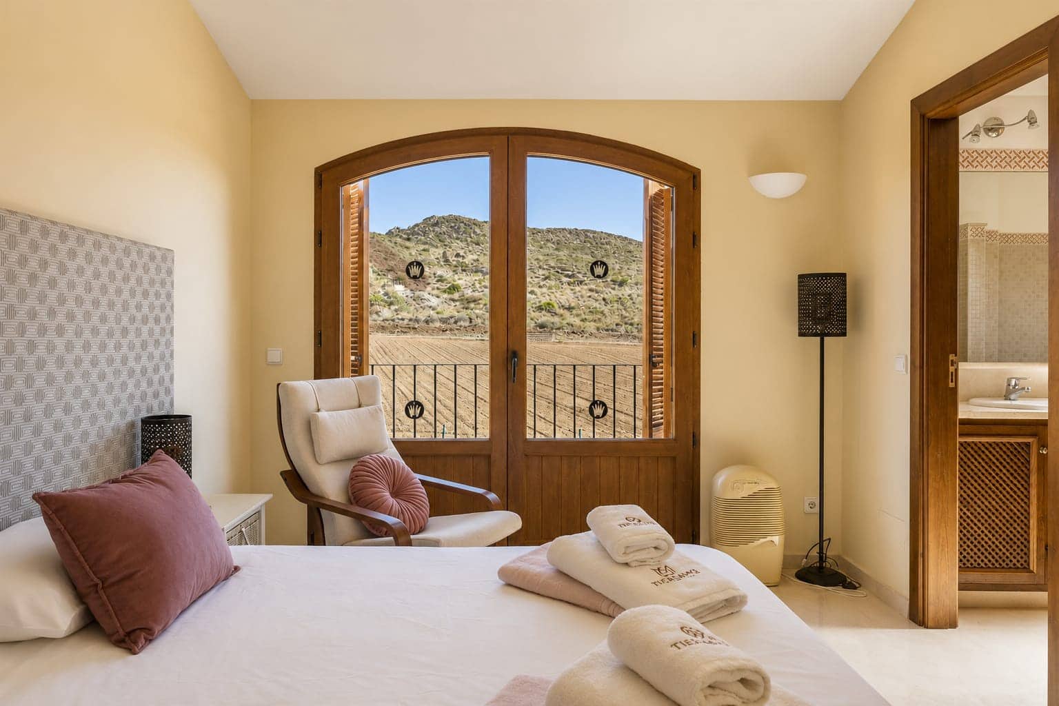 4 bedroom Villa for sale in La Manga Club - € 540,000 (Ref: 9208085)