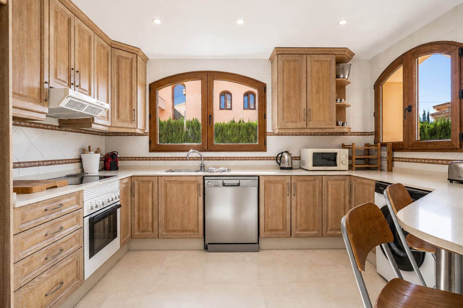 4 bedroom Villa for sale in La Manga Club - € 540,000 (Ref: 9208085)