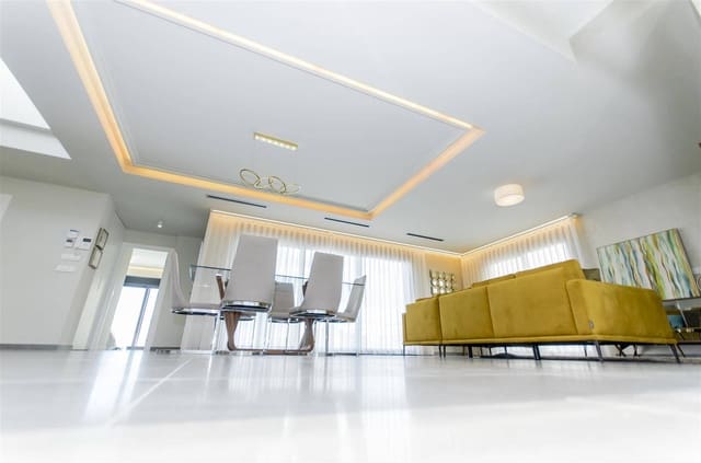 3 sypialnia Willa na sprzedaż w San Miguel de Salinas z basenem - 630 000 € (Ref: 9219719)