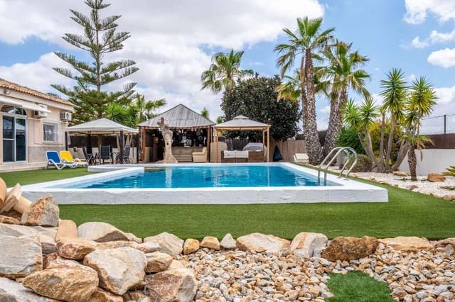 6 soveværelse Villa til salg i Gea y Truyols, Murcia by - € 570.000 (Ref: 9236006)