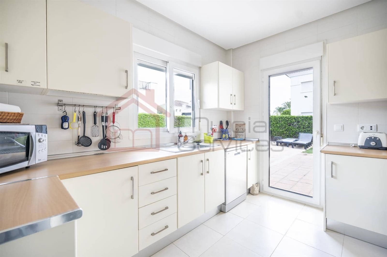 3 bedroom Villa for sale in Torre-Pacheco - € 350,000 (Ref: 9239604)