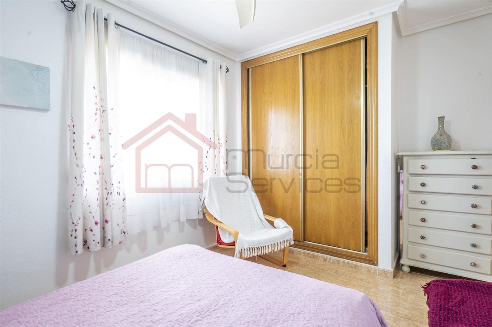 Chalet de 3 habitaciones en Los Alcázares en venta - 285.000 € (Ref: 9257816)