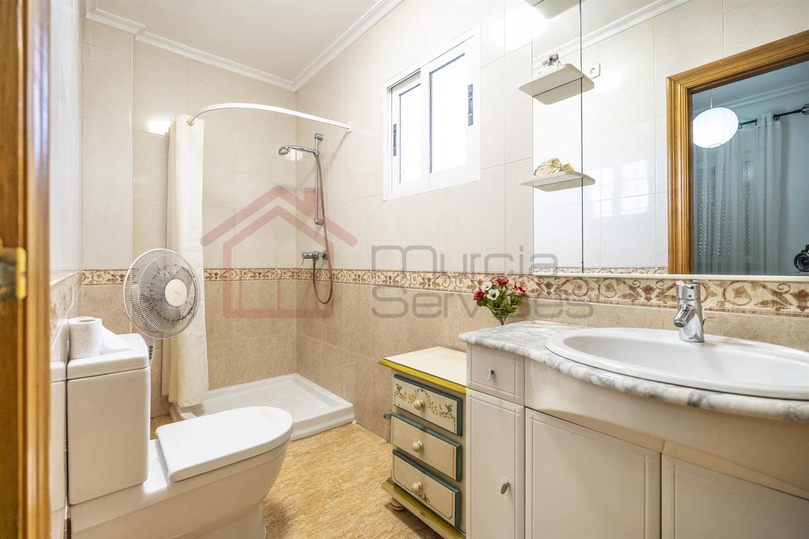 Chalet de 3 habitaciones en Los Alcázares en venta - 285.000 € (Ref: 9257816)