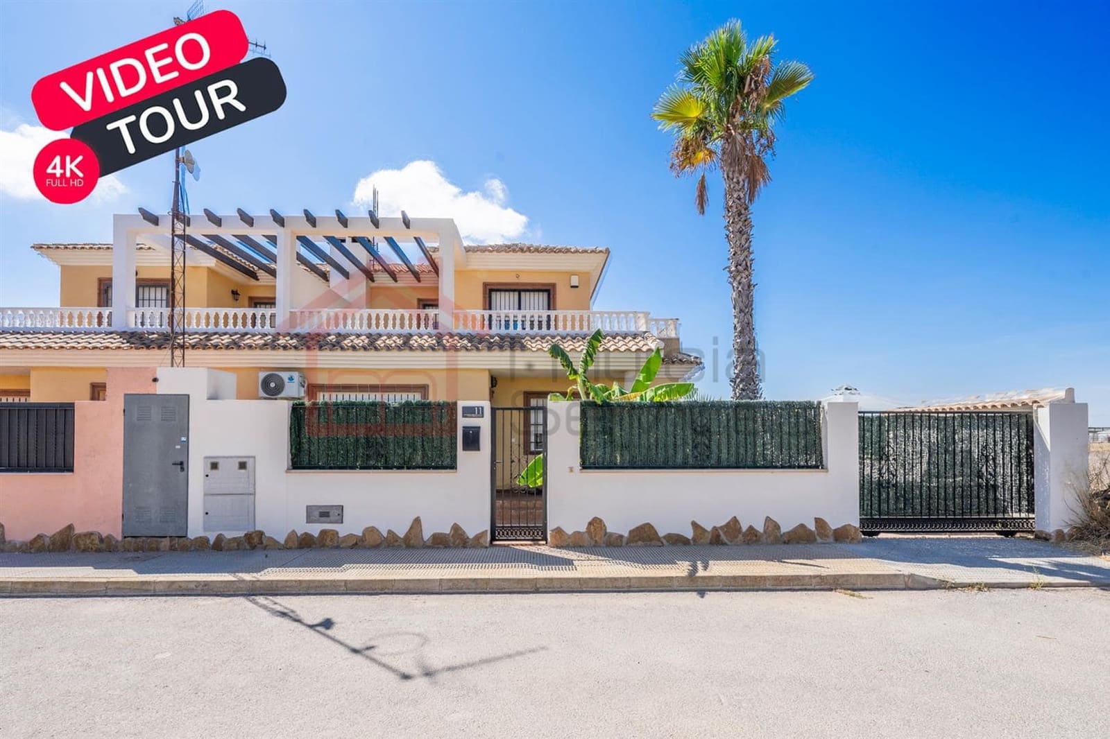 Chalet de 3 habitaciones en Los Alcázares en venta - 285.000 € (Ref: 9257816)
