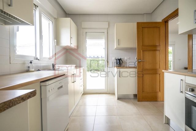 3 Zimmer Villa zu verkaufen in La Torre Golf Resort, Torre-Pacheco mit Pool Garage - 340.000 € (Ref: 9290997)