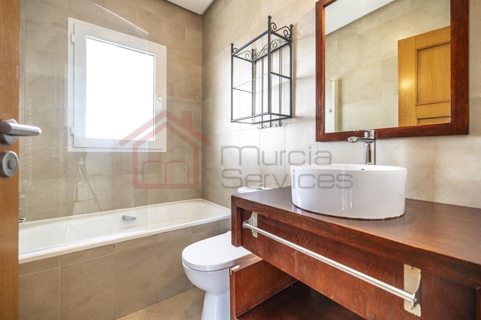 3 soverom Villa til salgs i Roldan - € 340 000 (Ref: 9290997)