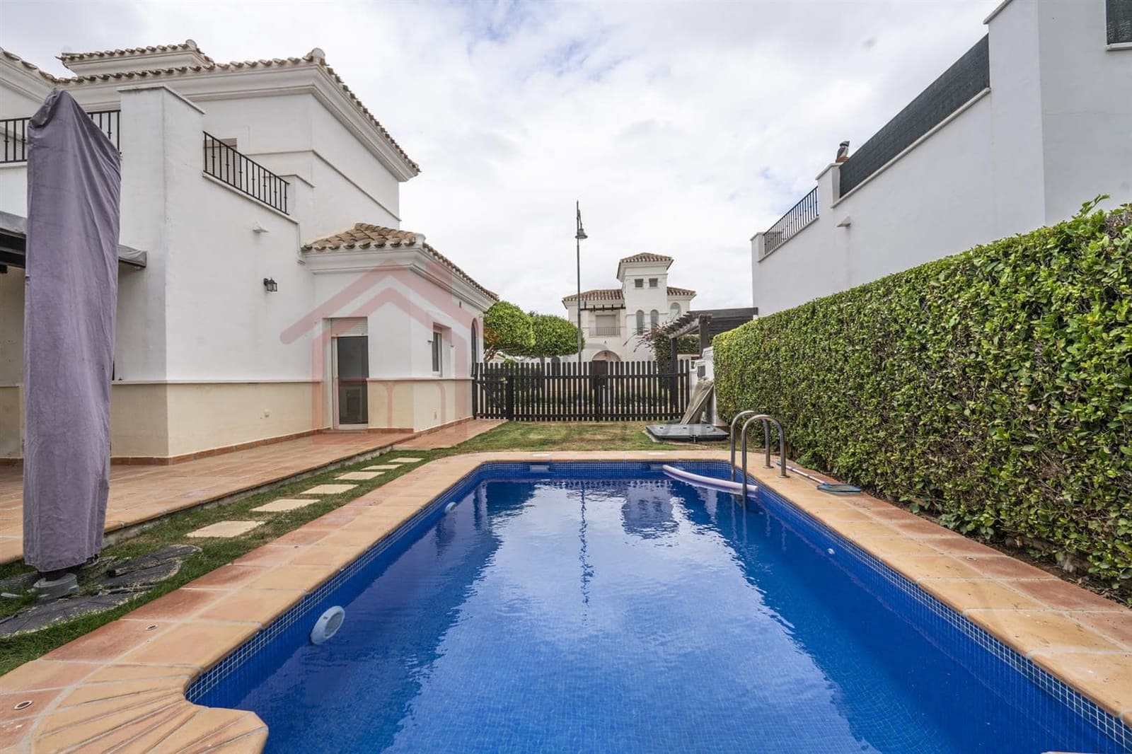 3 soverom Villa til salgs i Roldan - € 340 000 (Ref: 9290997)