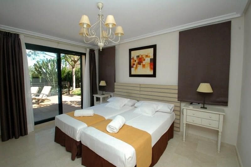 5 sovrum Villa till salu i La Manga Club med pool - 1 350 000 € (Ref: 9353176)
