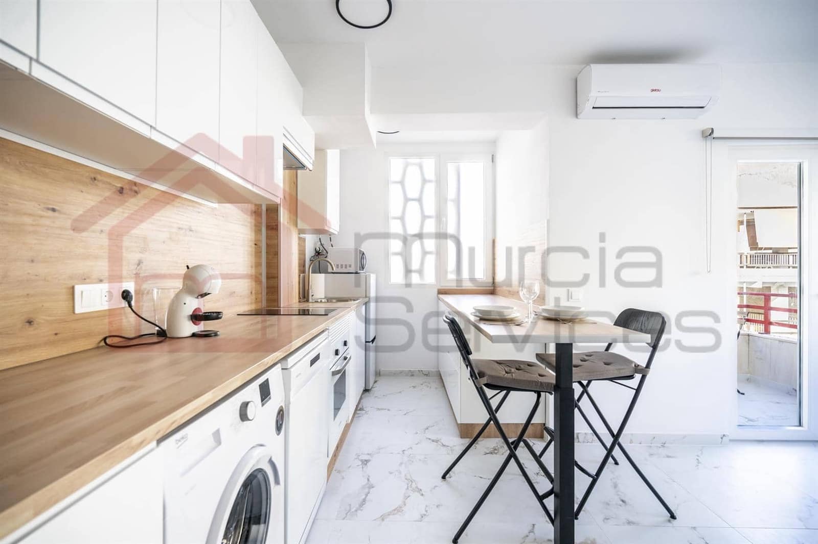 2 bedroom Apartment for sale in Torrevieja - € 199,900 (Ref: 9385124)