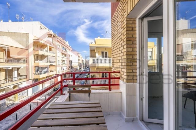 2 bedroom Apartment for sale in Las Piscinas Naturales, Torrevieja - € 199,900 (Ref: 9385124)