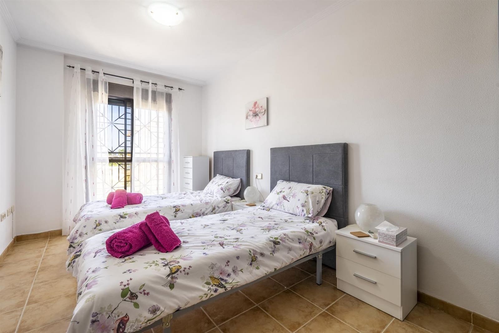 3 quarto Casa em Banda para venda em San Cayetano com piscina - 185 000 € (Ref: 9387401)