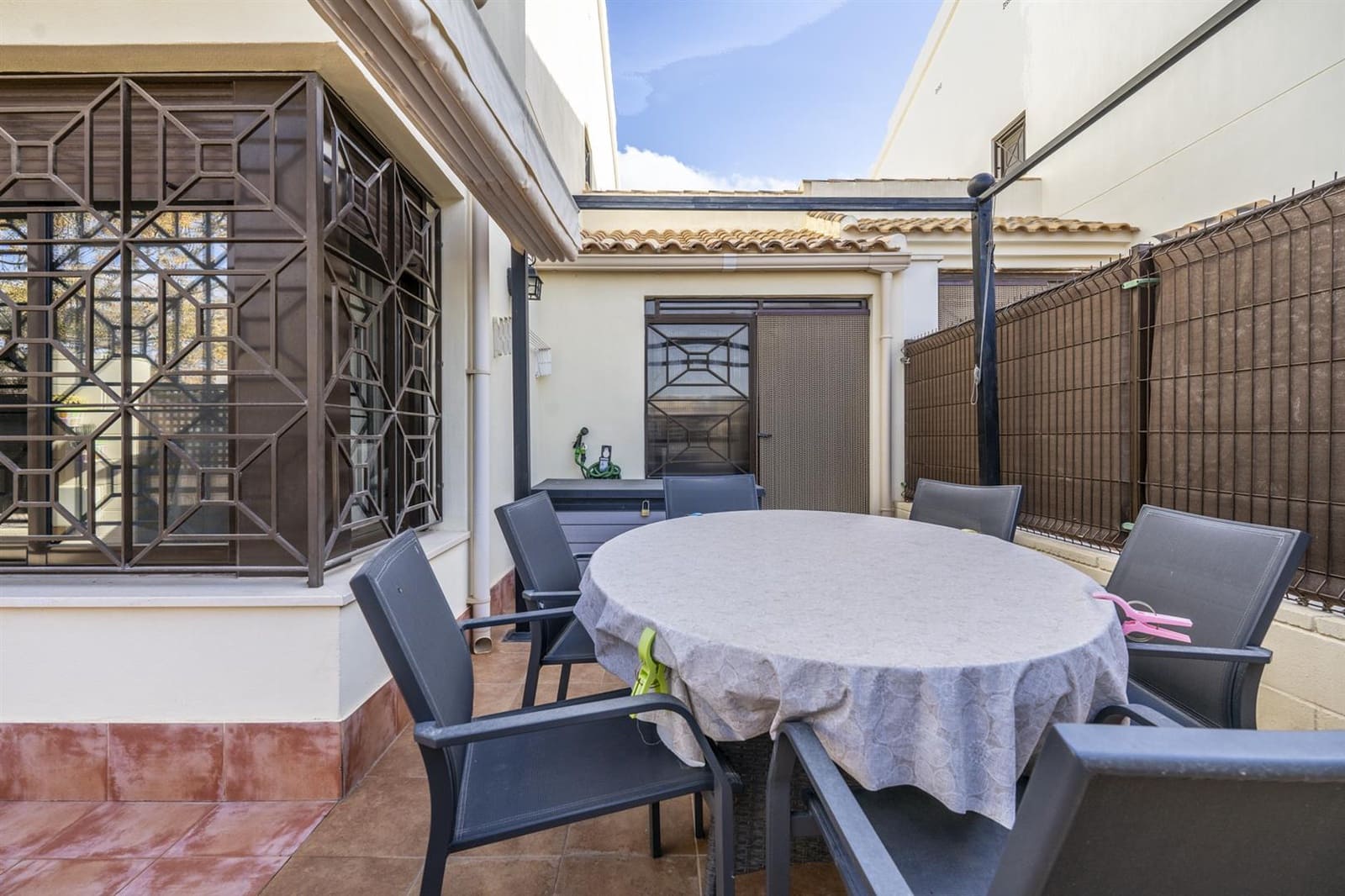 3 quarto Casa em Banda para venda em San Cayetano com piscina - 185 000 € (Ref: 9387401)