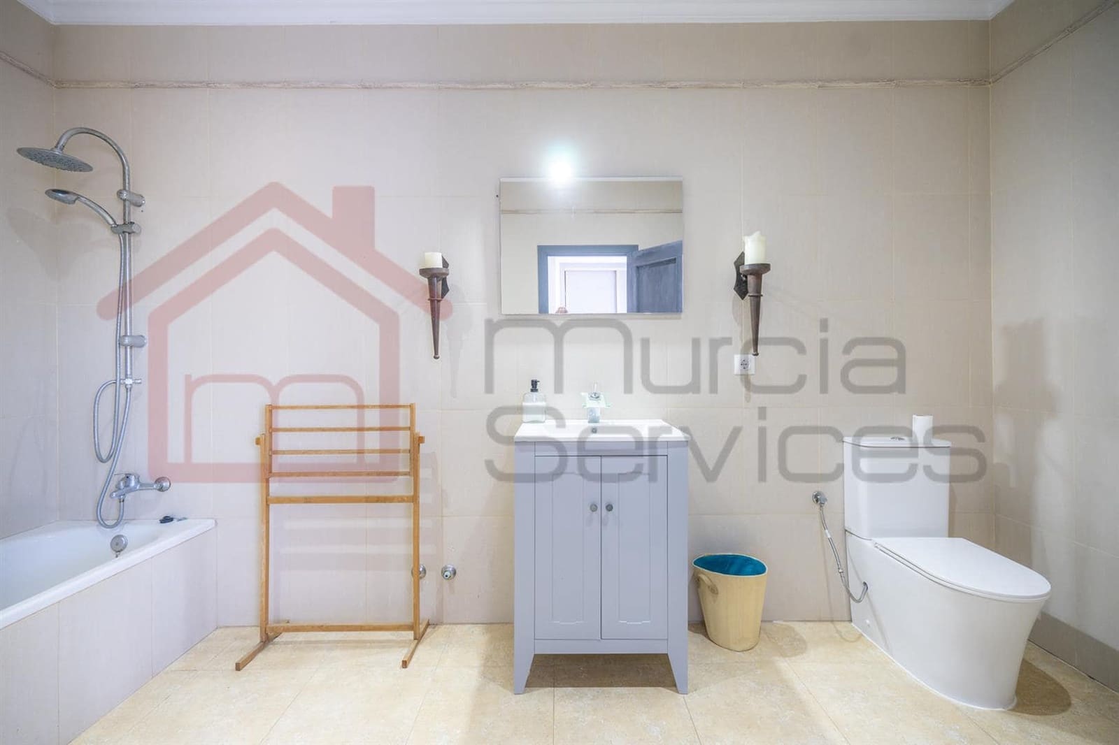 5 soveværelse Villa til salg i Gea y Truyols - € 395.000 (Ref: 9393797)