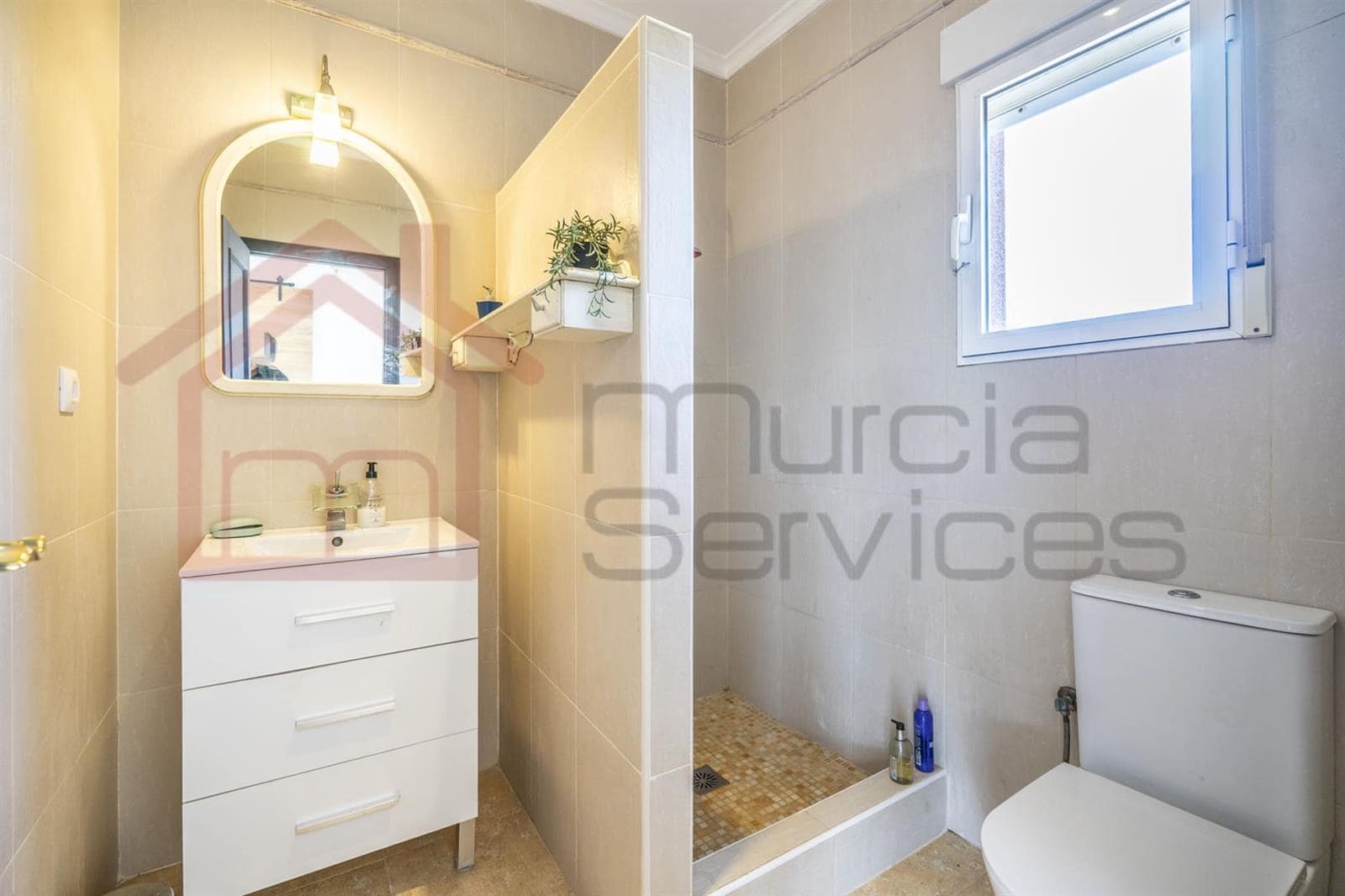 5 soveværelse Villa til salg i Gea y Truyols - € 395.000 (Ref: 9393797)