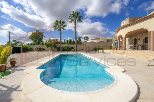 5 sovrum Villa till salu i Valle del Sol, Murcia stad med pool - 375 000 € (Ref: 9393797)