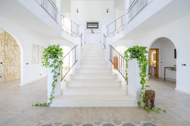 7 sypialnia Willa na sprzedaż w La Manga del Mar Menor z basenem - 2 285 000 € (Ref: 9398200)