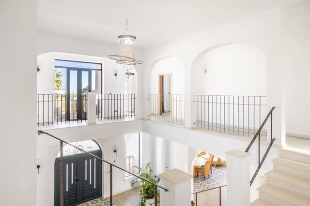 7 sypialnia Willa na sprzedaż w La Manga del Mar Menor z basenem - 2 285 000 € (Ref: 9398200)