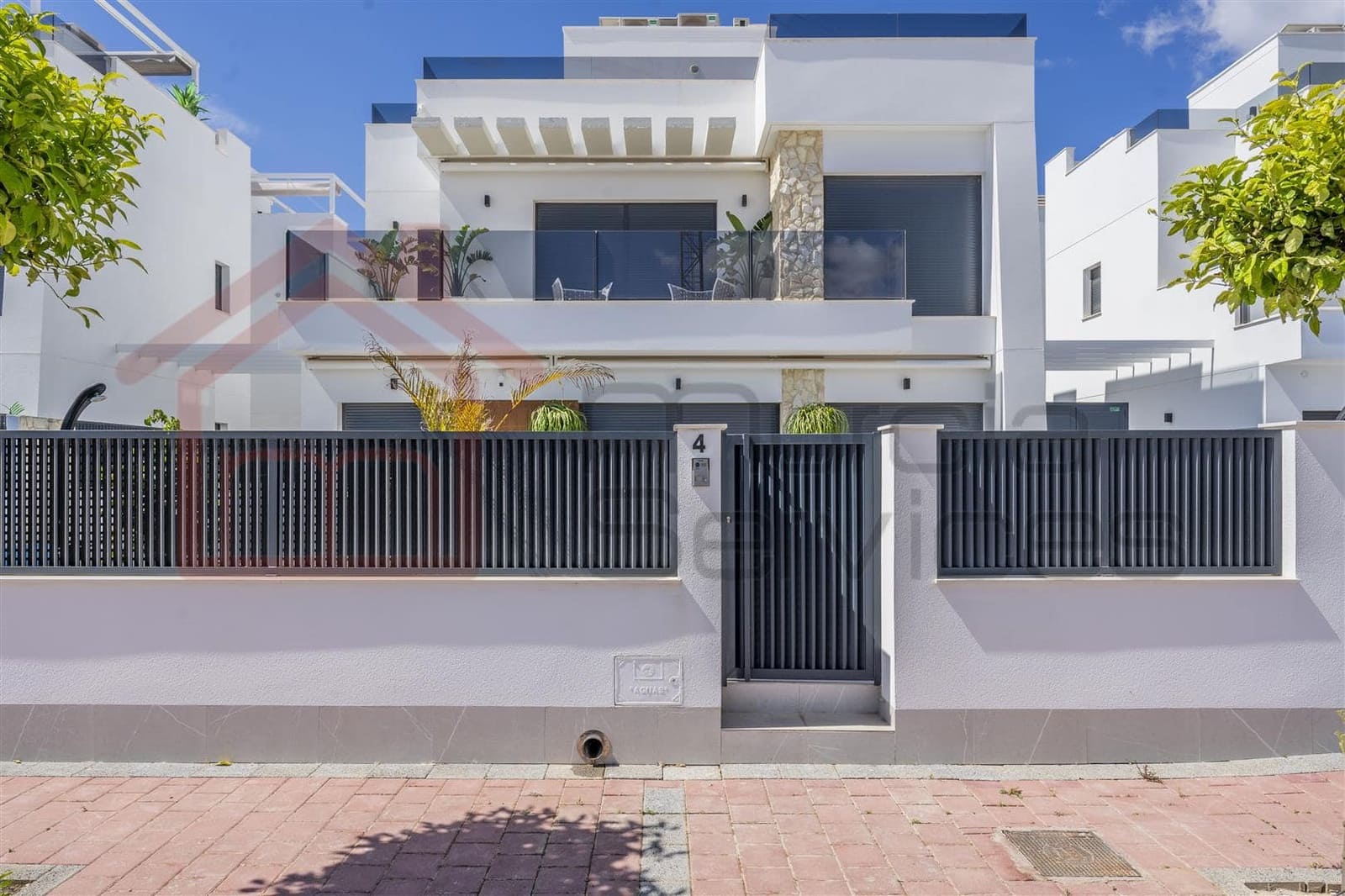 4 bedroom Villa for sale in Torre-Pacheco - € 950,000 (Ref: 9400392)