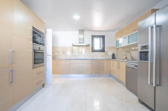 5 slaapkamer Villa te koop in El Valle Golf Resort, Murcia stad met zwembad garage - € 699.000 (Ref: 9406319)