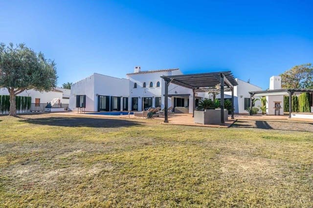 5 slaapkamer Villa te koop in El Valle Golf Resort, Murcia stad met zwembad garage - € 699.000 (Ref: 9406319)