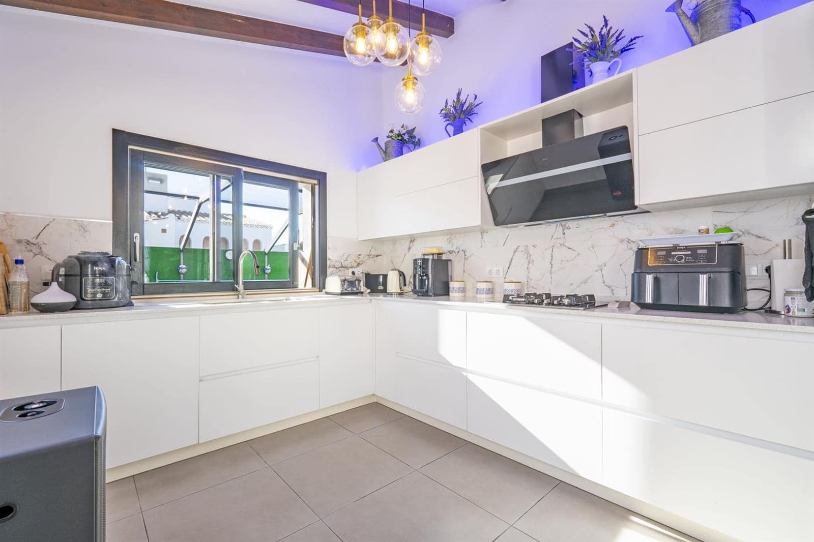 4 makuuhuone Huvila myytävänä paikassa Banos y Mendigo - 595 000 € (Ref: 9439496)