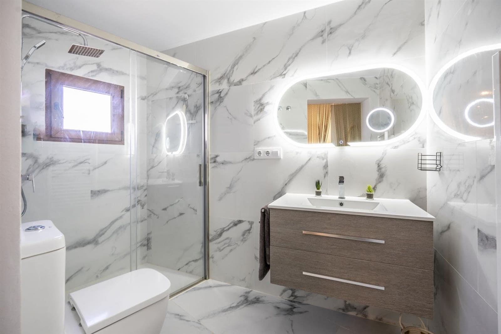 4 makuuhuone Huvila myytävänä paikassa Banos y Mendigo - 595 000 € (Ref: 9439496)