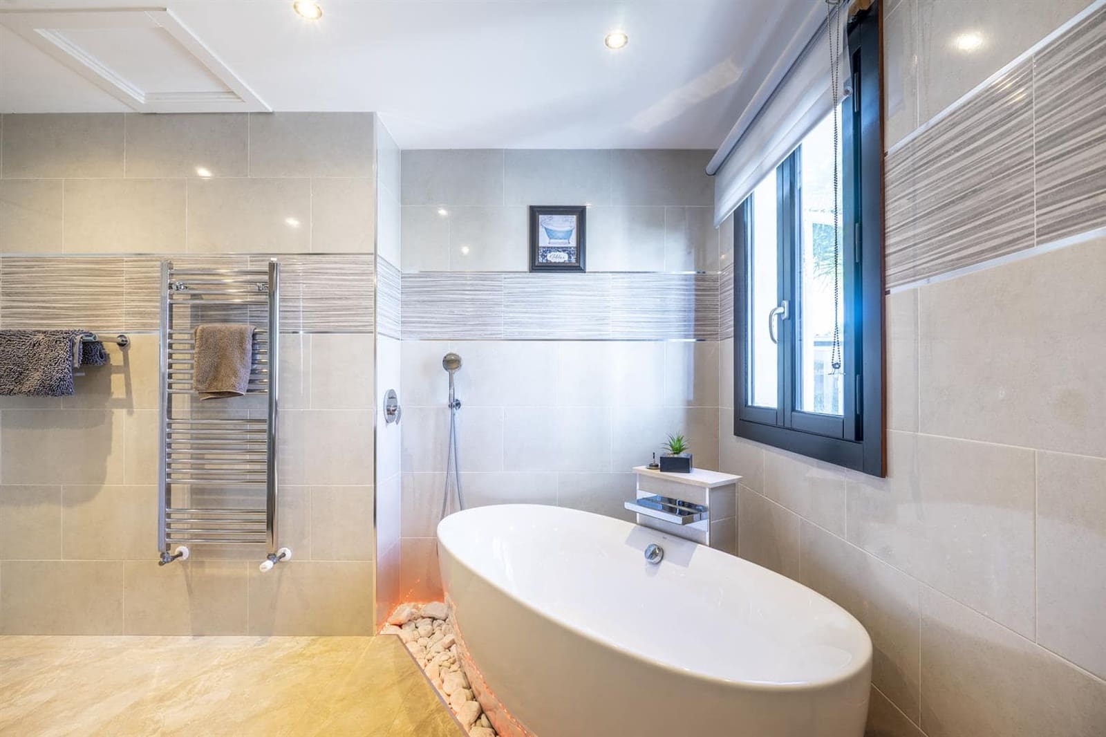 4 makuuhuone Huvila myytävänä paikassa Banos y Mendigo - 595 000 € (Ref: 9439496)