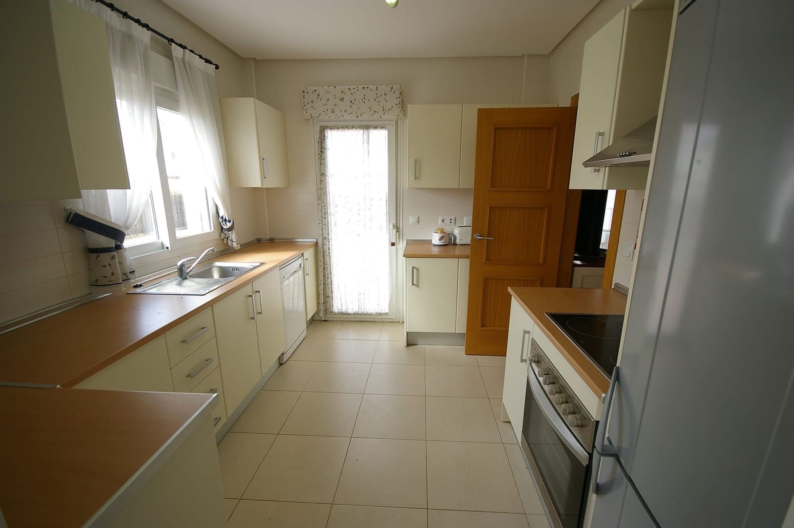 3 sovrum Villa att hyra i Roldan - 1 400 € (Ref: 9450989)