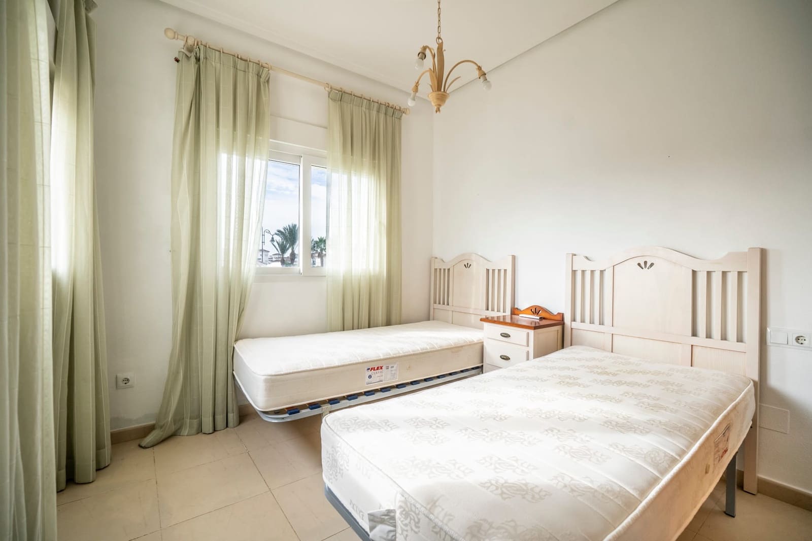 3 bedroom Villa for rent in Roldan - € 1,400 (Ref: 9450989)