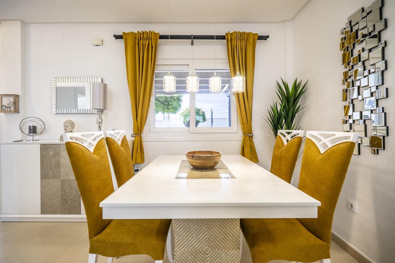 3 makuuhuone Huvila myytävänä paikassa La Torre Golf Resort - 390 000 € (Ref: 9453060)