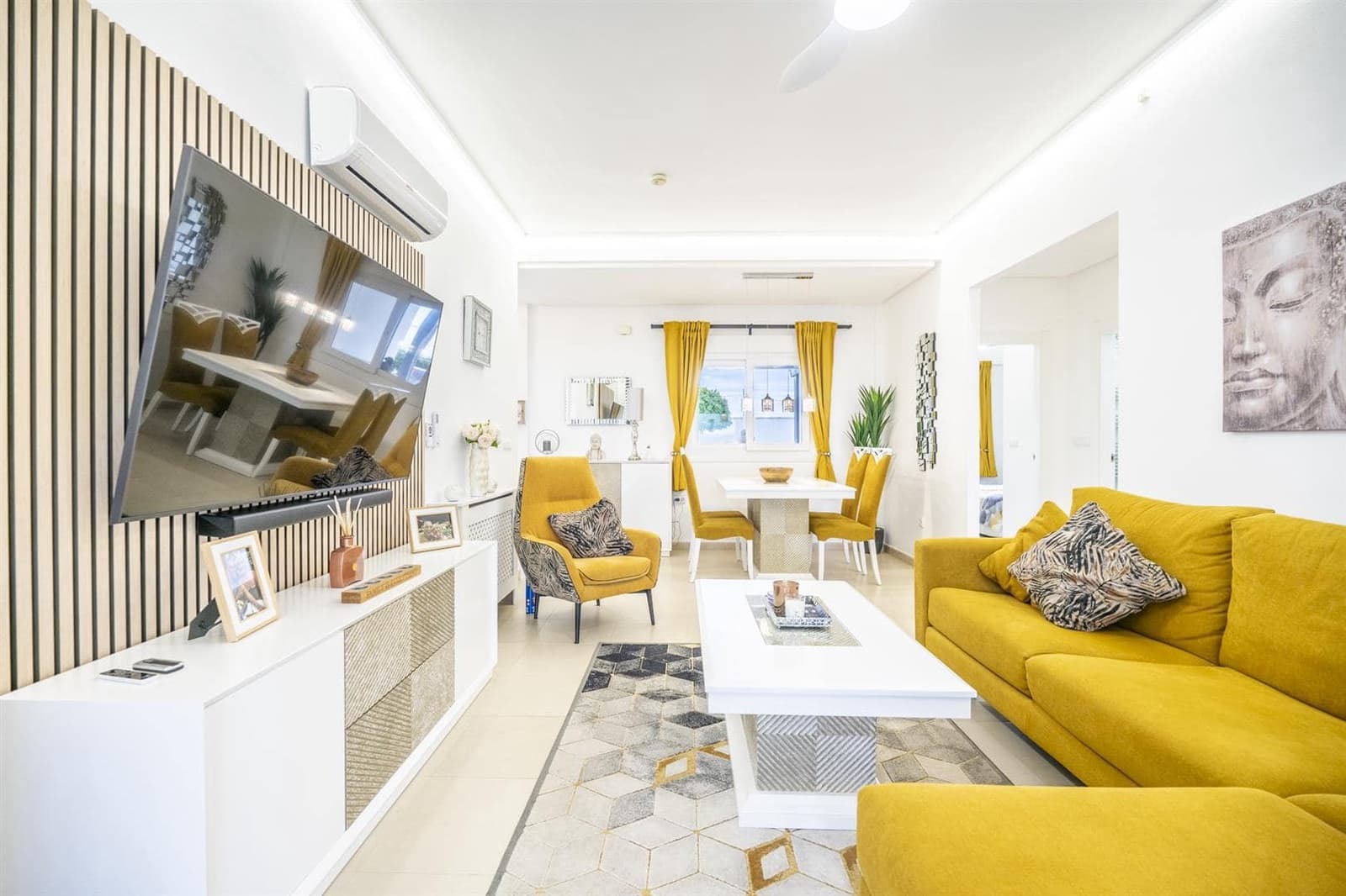 3 makuuhuone Huvila myytävänä paikassa La Torre Golf Resort - 390 000 € (Ref: 9453060)