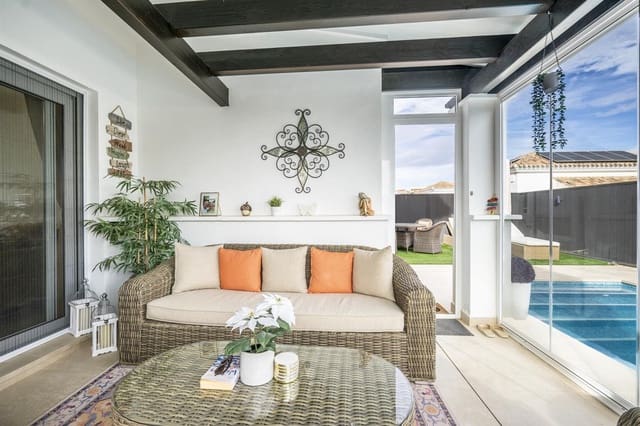 3 makuuhuone Huvila myytävänä paikassa La Torre Golf Resort, Torre-Pacheco - 390 000 € (Ref: 9453060)