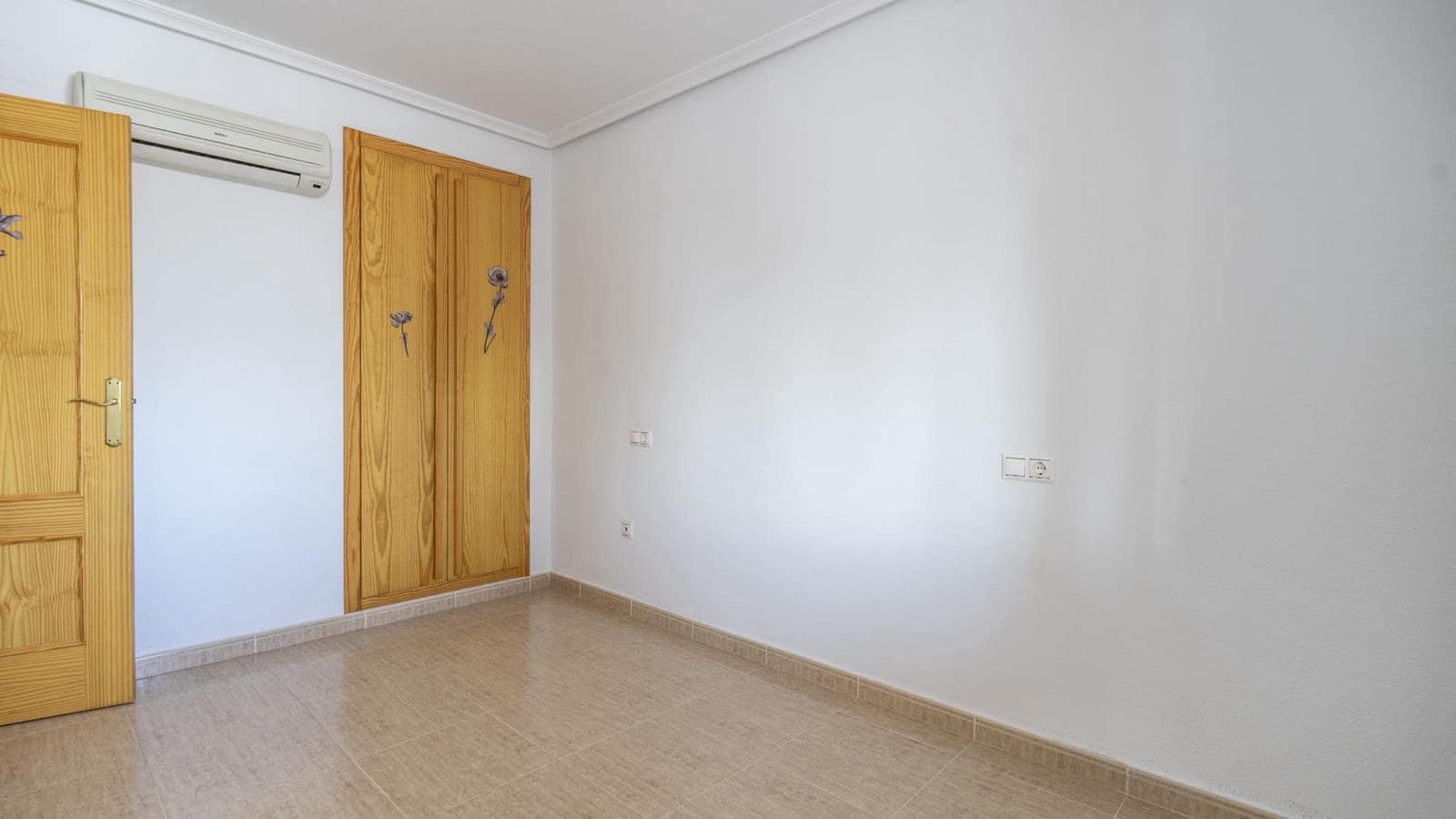 2 camera da letto Villa in vendita in Avileses - 100.000 € (Rif: 9461124)