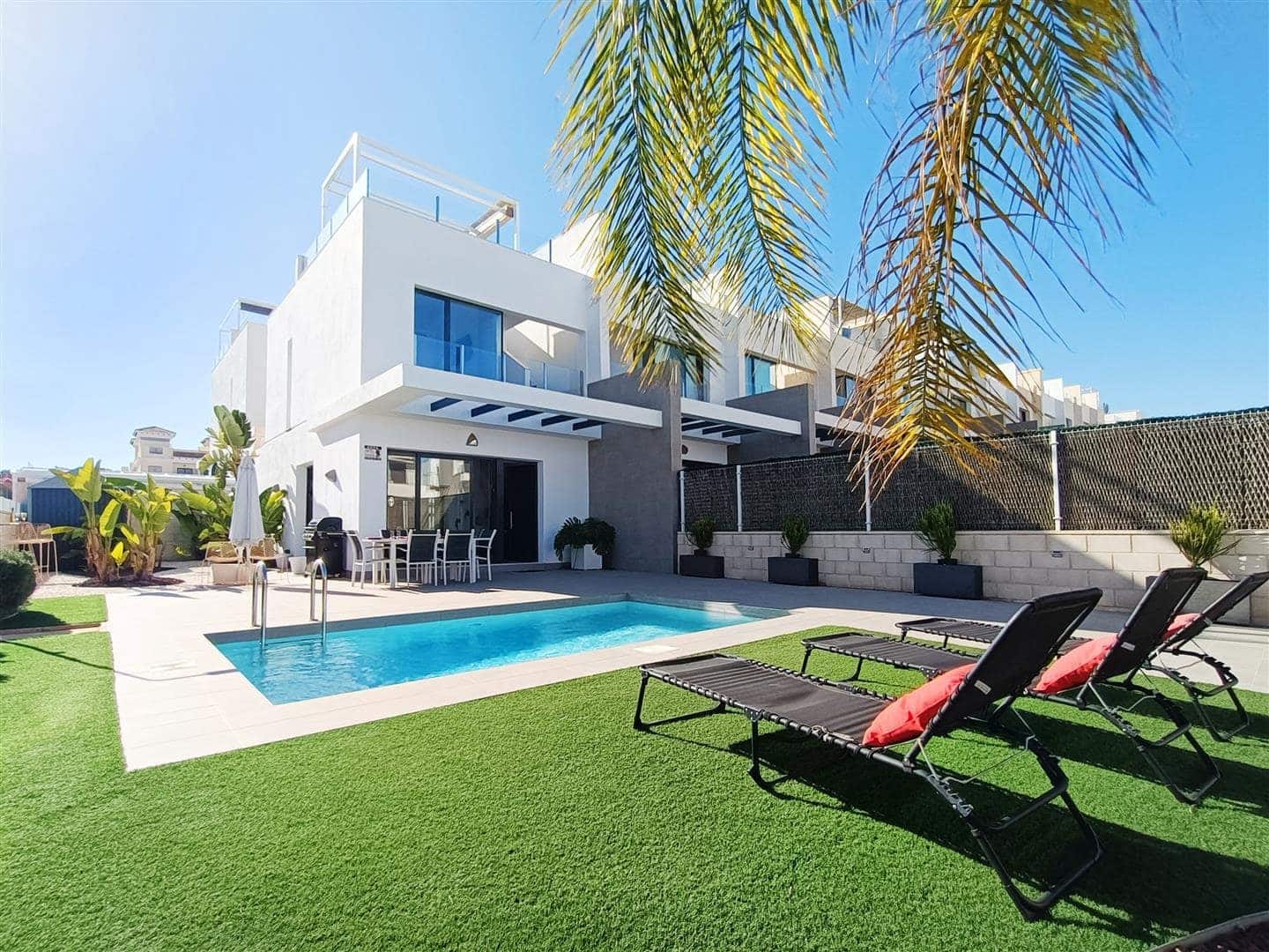 3 soveværelse Villa til salg i Villamartin - € 395.000 (Ref: 9468132)