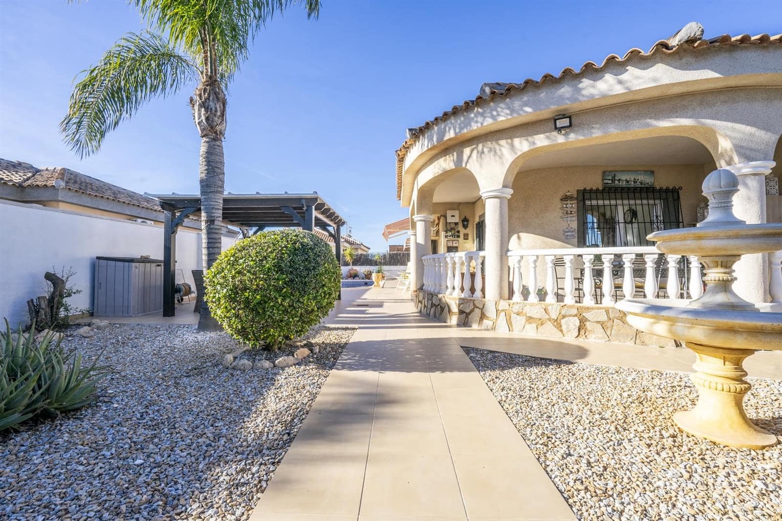 3 bedroom Villa for sale in Gea y Truyols - € 330,000 (Ref: 9496862)