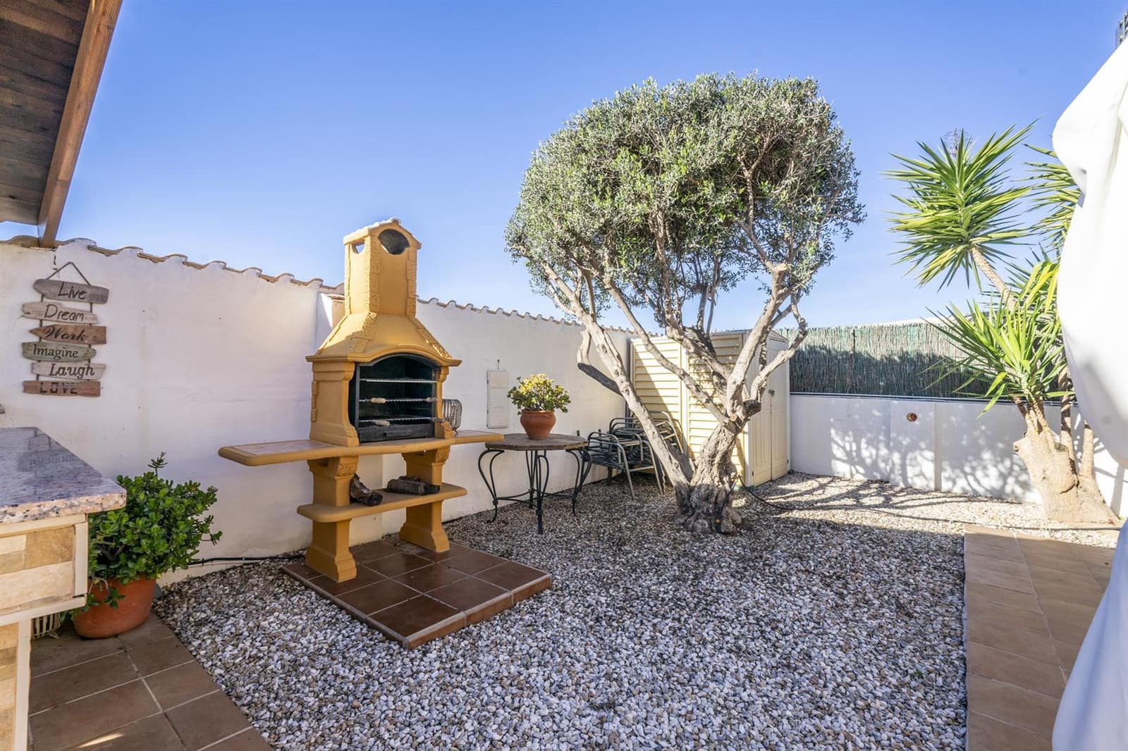 3 bedroom Villa for sale in Gea y Truyols - € 315,000 (Ref: 9503863)