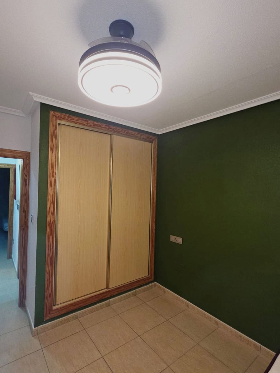 2 makuuhuone Huoneisto vuokrattavana paikassa Gea y Truyols - 650 € (Ref: 9512078)