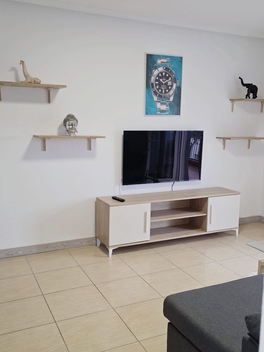 2 makuuhuone Huoneisto vuokrattavana paikassa Gea y Truyols - 650 € (Ref: 9512078)