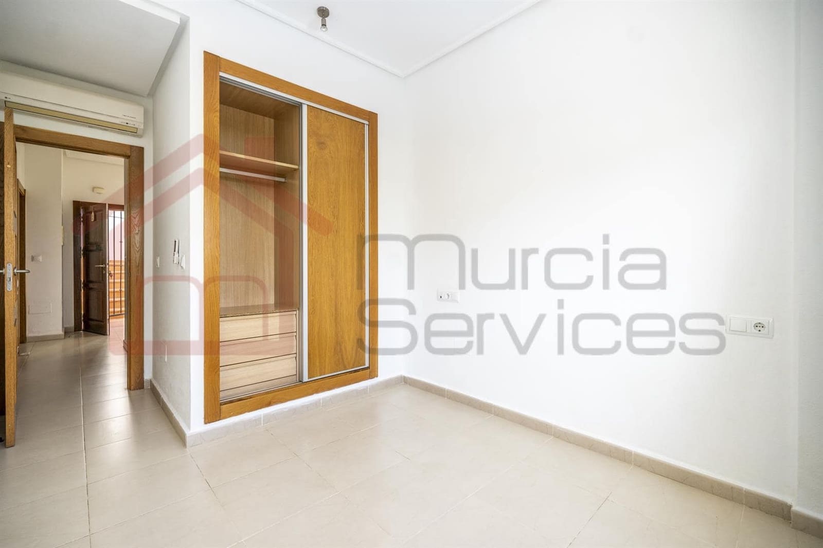 2 quarto Casa em Banda para venda em Roldan - 235 000 € (Ref: 9543059)