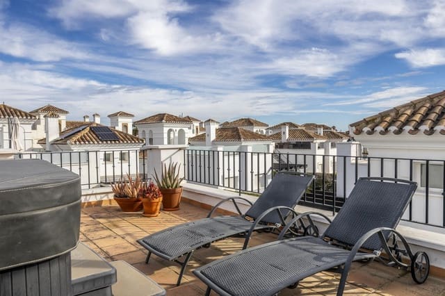 Chalet de 2 habitaciones en La Torre Golf Resort, Torre-Pacheco en venta - 250.000 € (Ref: 9568034)