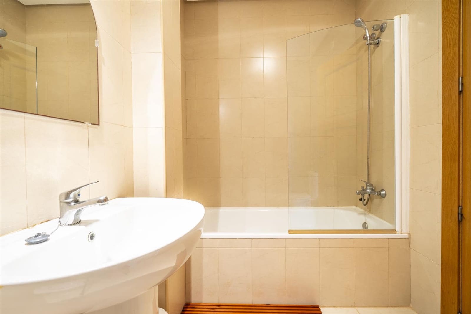 2 bedroom Villa for sale in Roldan - € 235,000 (Ref: 9590720)