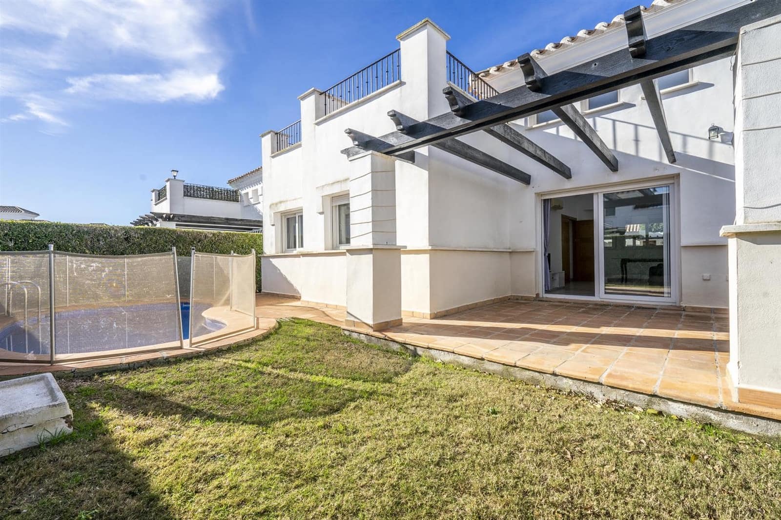 2 bedroom Villa for sale in Roldan - € 235,000 (Ref: 9590720)