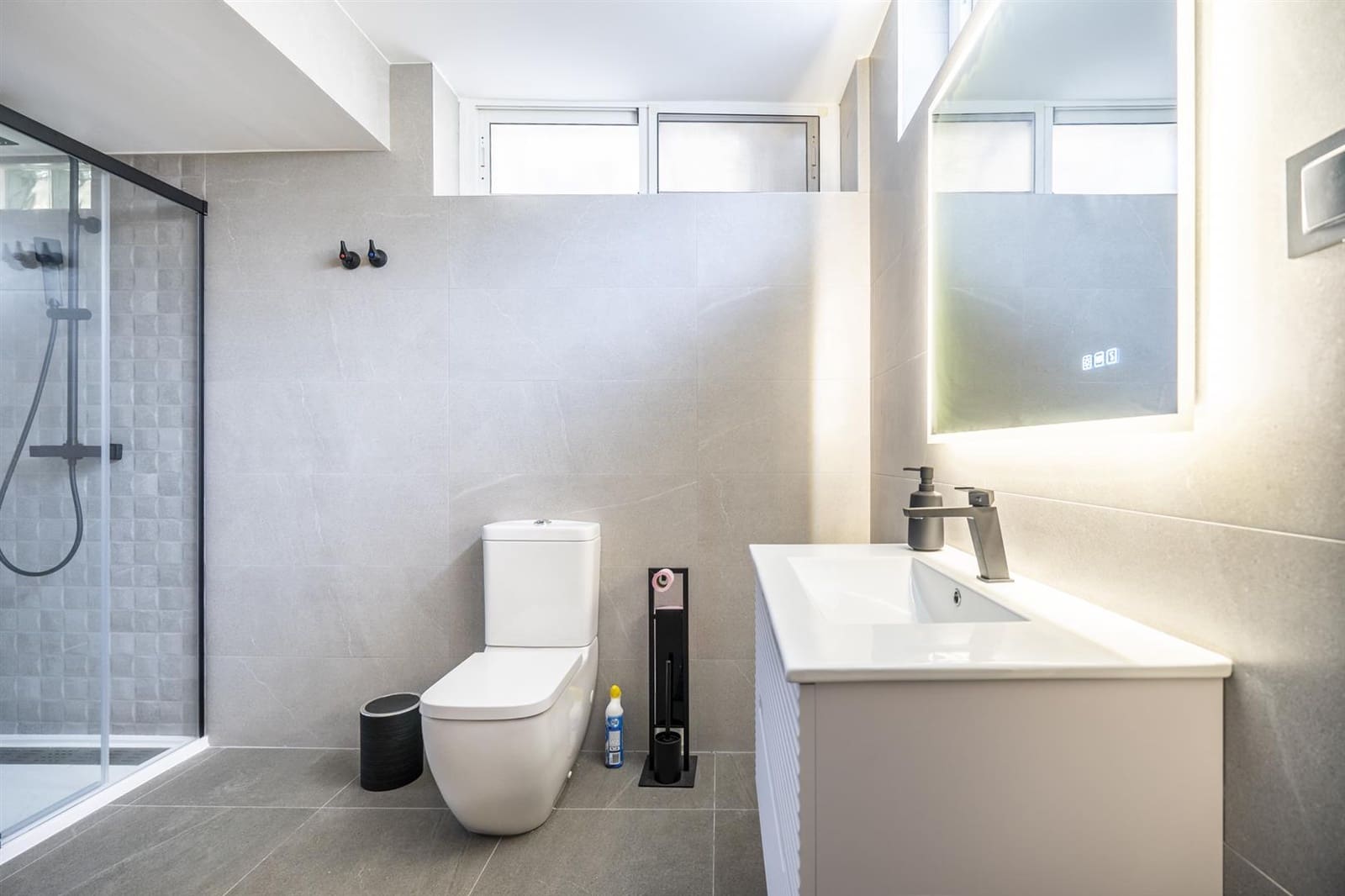 6 slaapkamer Villa te koop in Avileses - € 225.000 (Ref: 9598685)