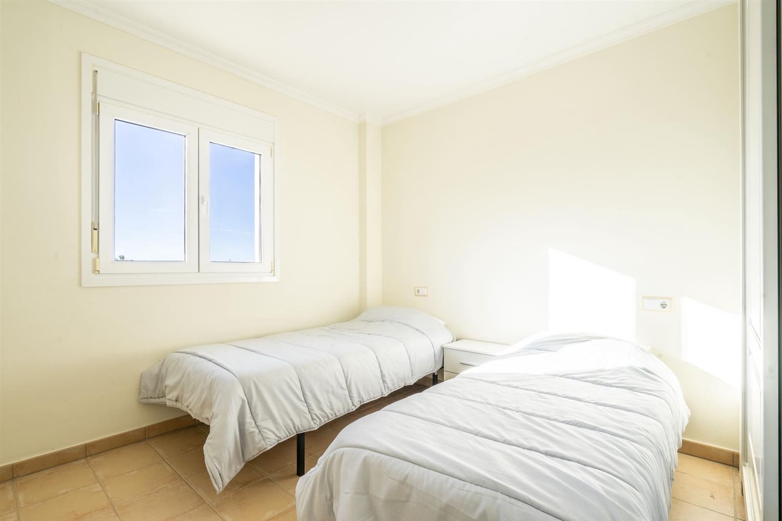 2 bedroom Apartment for sale in Banos y Mendigo - € 110,000 (Ref: 9607209)