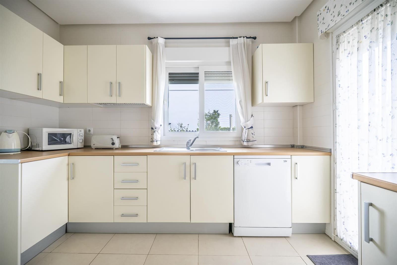 Chalet de 3 habitaciones en Roldan en venta - 360.000 € (Ref: 9610818)