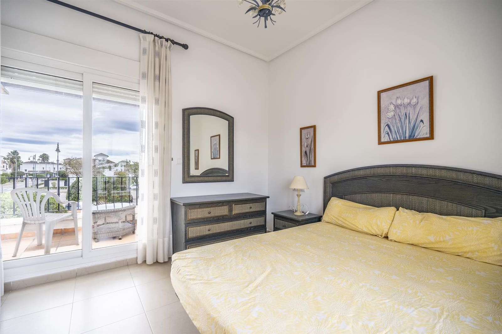 Chalet de 3 habitaciones en Roldan en venta - 360.000 € (Ref: 9610818)