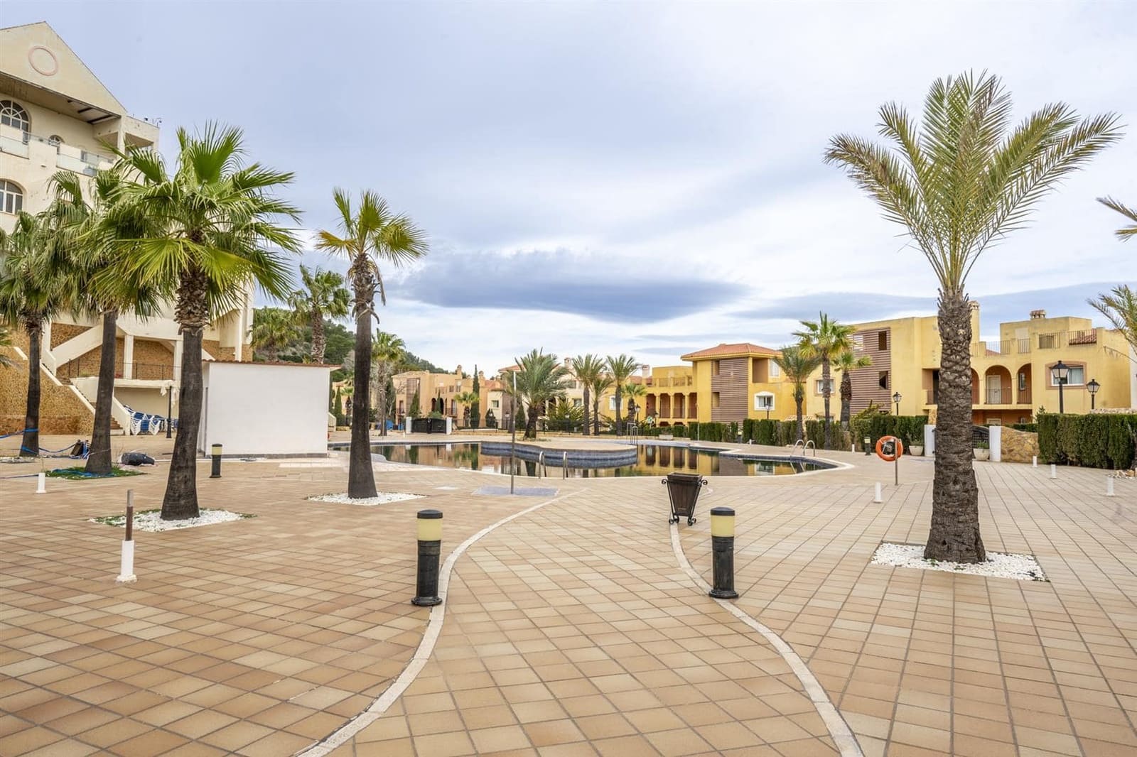 1 bedroom Apartment for sale in La Manga Club - € 89,000 (Ref: 9610819)