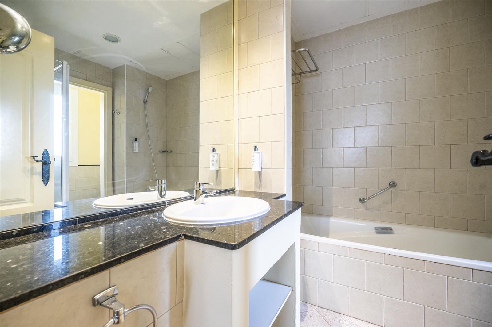 2 chambre Appartement à vendre à Atamaria - 165 000 € (Ref: 9686012)