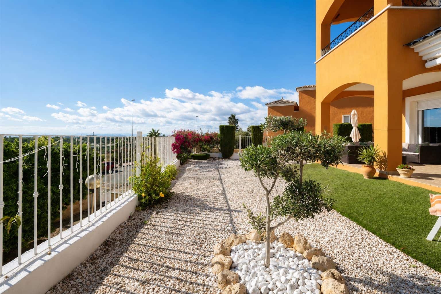 2 bedroom Apartment for sale in Banos y Mendigo - € 230,000 (Ref: 9726349)